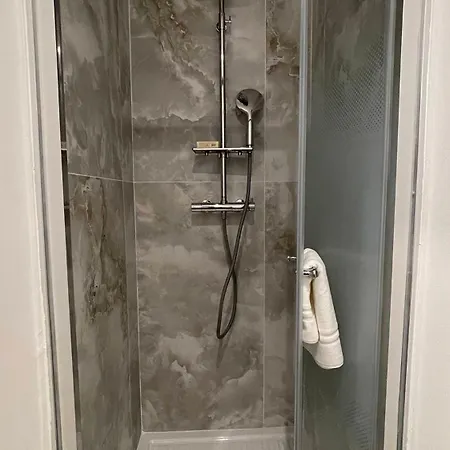 Apartment Nanni - Relax E Parcheggio Privato Lucca