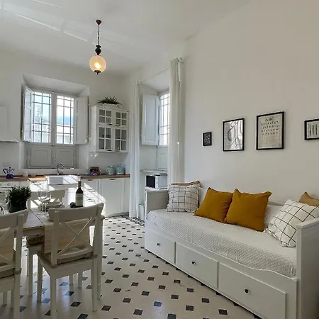 Apartman Nanni - Relax E Parcheggio Privato Lucca