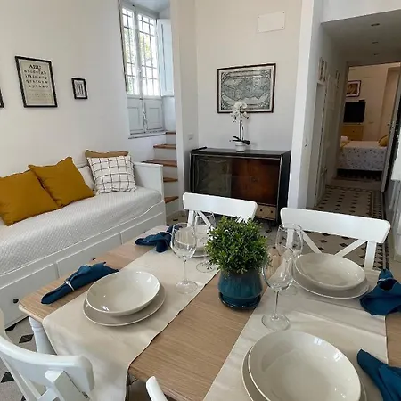 Nanni - Relax E Parcheggio Privato Lucca