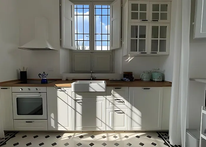 Nanni - Elisa A Pochi Passi Dalle Mura Con Parcheggio * Lucca