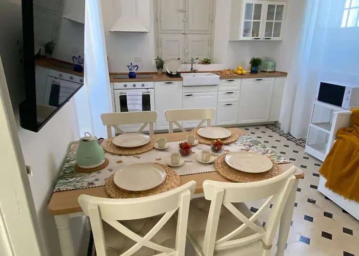 Nanni - Elisa A Pochi Passi Dalle Mura Con Parcheggio *