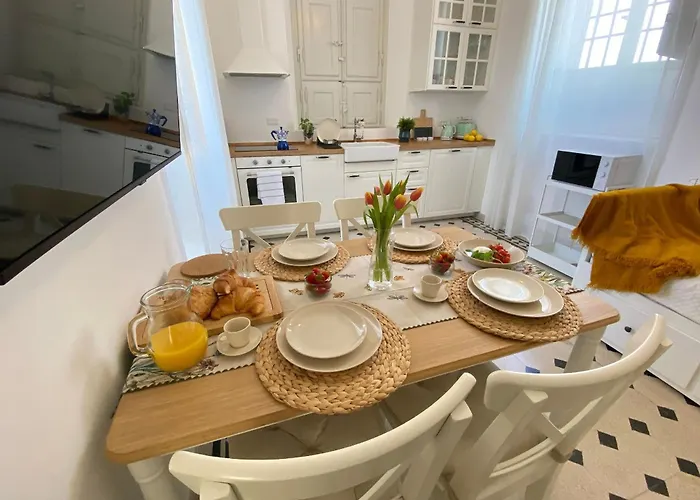 Nanni - Elisa A Pochi Passi Dalle Mura Con Parcheggio * Lucca